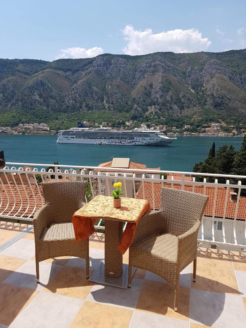 Apartments Peranovic 2 Kotor Exterior foto